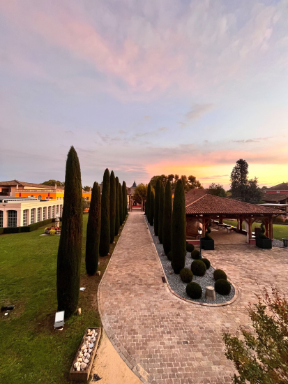 Georges Blanc · Hotels Restaurants Ain, extérieur